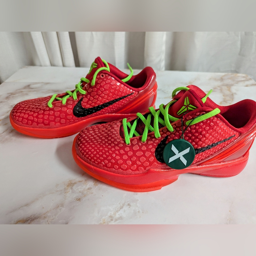 NWT Nike Kobe 6 Protro Reverse Grinch, US 5.5Y